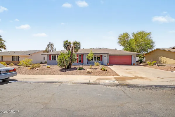 Property Slideshow image 3 of 33 | 19817 n sombrero cir, Sun City, AZ, 85373