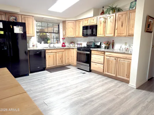 Property Slideshow image 3 of 9 | 5540 e harmon cir, Mesa, AZ, 85215