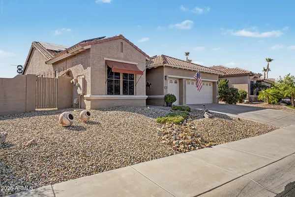 Property Slideshow image 3 of 38 | 15560 w roanoke ave, Goodyear, AZ, 85395