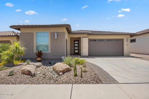 Property Slideshow image 2 of 53 | 13335 w milton dr, Peoria, AZ, 85383