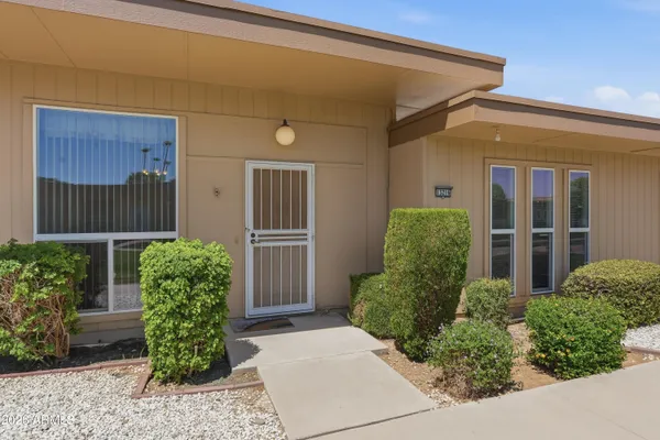 Property Slideshow image 2 of 18 | 13216 n 99th dr, Sun City, AZ, 85351