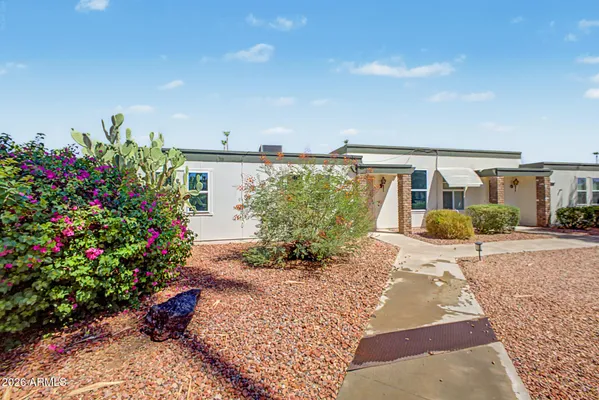 Property Slideshow image 2 of 31 | 13442 n emberwood dr, Sun City, AZ, 85351