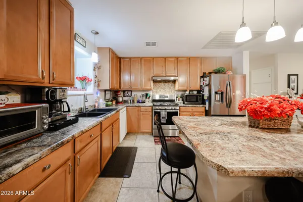Property Slideshow image 3 of 45 | 11621 n desert hills dr, Sun City, AZ, 85351
