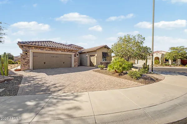 Property Slideshow image 2 of 39 | 20548 n 274th ln, Buckeye, AZ, 85396