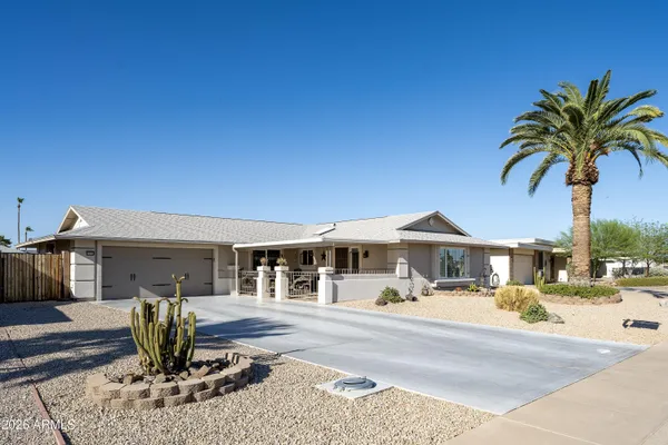 Property Slideshow image 2 of 70 | 10102 w burns dr, Sun City, AZ, 85351