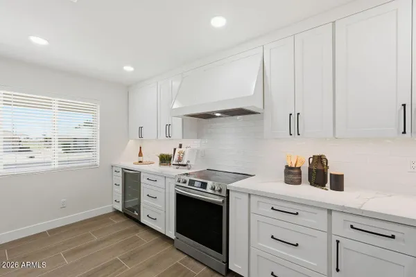 Property Slideshow image 3 of 38 | 10914 w white mountain rd, Sun City, AZ, 85351