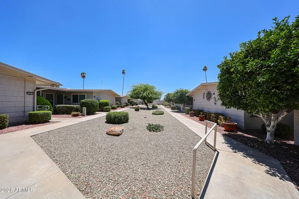 Property Slideshow image 2 of 51 | 10837 w santa fe dr, Sun City, AZ, 85351