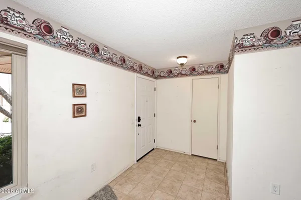 Property Slideshow image 3 of 19 | 16425 n meadow park dr, Sun City, AZ, 85351
