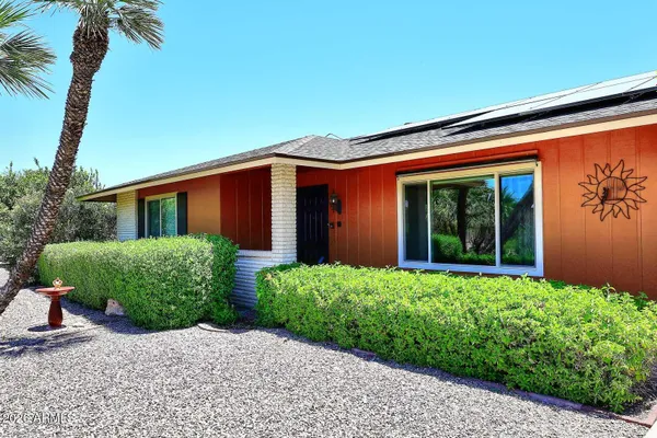 Property Slideshow image 2 of 19 | 16425 n meadow park dr, Sun City, AZ, 85351