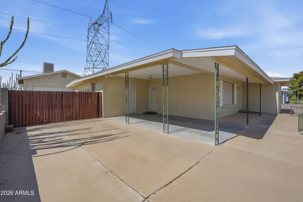 Property Slideshow image 3 of 45 | 5415 e decatur st, Mesa, AZ, 85205