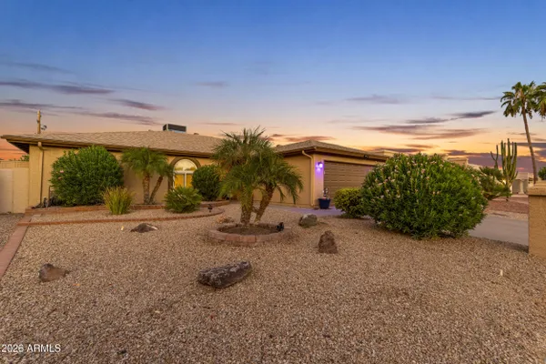 Property Slideshow image 2 of 73 | 26433 s saddletree dr, Sun Lakes, AZ, 85248