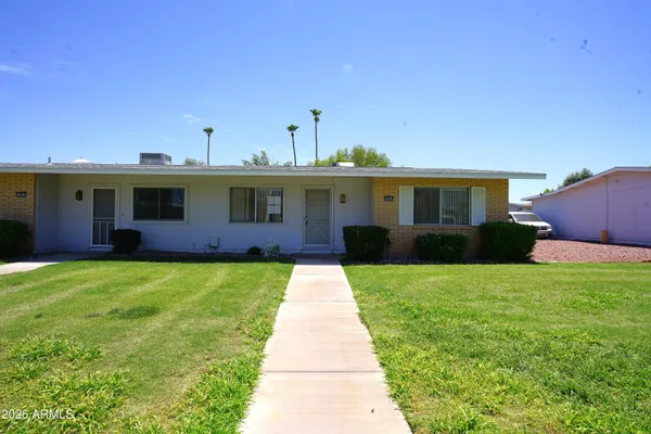 Property Slideshow image 3 of 28 | 10863 w thunderbird blvd, Sun City, AZ, 85351