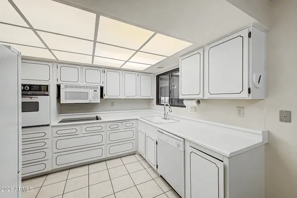 Property Slideshow image 3 of 32 | 20219 n 125th ave, Sun City West, AZ, 85375