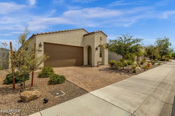 Property Slideshow image 2 of 61 | 17908 w hiddenview dr, Goodyear, AZ, 85338