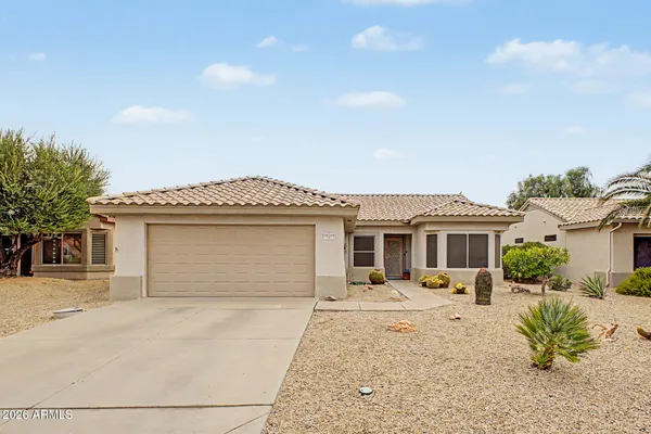 Property Slideshow image 2 of 31 | 15612 w grand creek ln, Surprise, AZ, 85374
