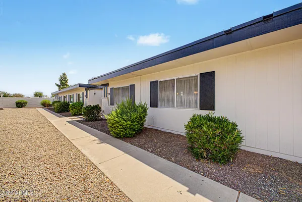 Property Slideshow image 3 of 37 | 10138 w loma blanca dr, Sun City, AZ, 85351