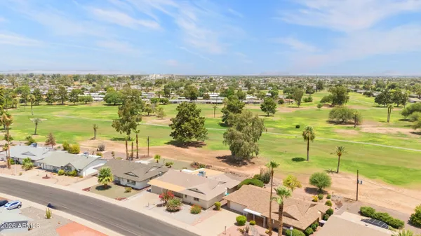 Property Slideshow image 3 of 76 | 10208 w pinehurst dr, Sun City, AZ, 85351
