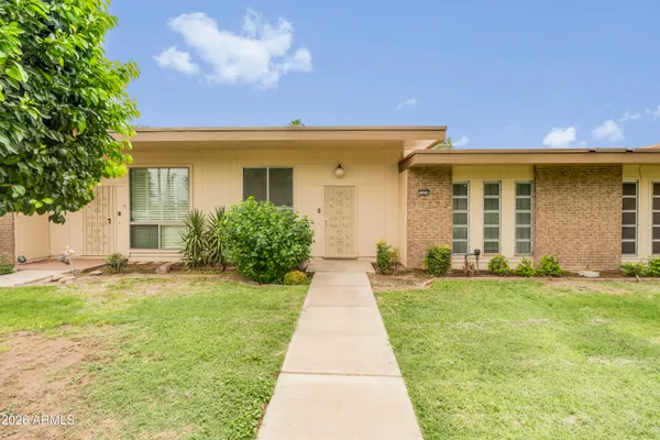 Property Slideshow image 2 of 31 | 13239 n 99th dr, Sun City, AZ, 85351