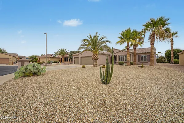 Property Slideshow image 3 of 38 | 15940 w zinnia ct, Surprise, AZ, 85374