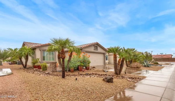 Property Slideshow image 3 of 66 | 1462 e cherry hills dr, Chandler, AZ, 85249