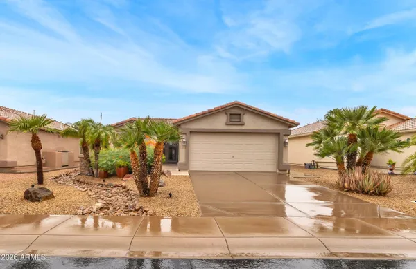 Property Slideshow image 2 of 66 | 1462 e cherry hills dr, Chandler, AZ, 85249