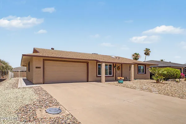 Property Slideshow image 2 of 27 | 13222 w gaucho dr, Sun City West, AZ, 85375