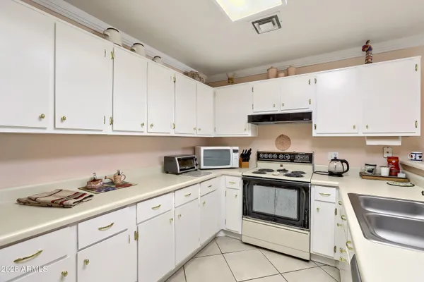 Property Slideshow image 3 of 11 | 14300 w bell rd 108, Surprise, AZ, 85374