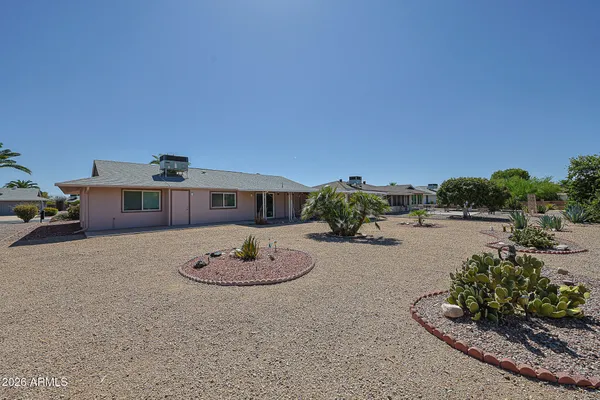 Property Slideshow image 3 of 33 | 17411 n hitching post dr, Sun City, AZ, 85373