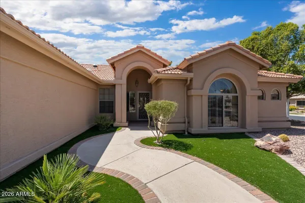 Property Slideshow image 3 of 24 | 16189 w whitton ave, Goodyear, AZ, 85395
