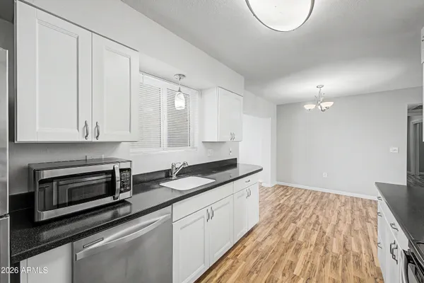 Property Slideshow image 2 of 55 | 10020 w cumberland dr, Sun City, AZ, 85351