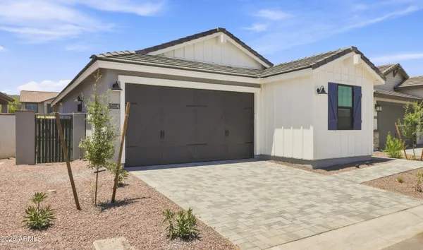 Property Slideshow image 2 of 29 | 4490 n 203rd ln, Buckeye, AZ, 85396