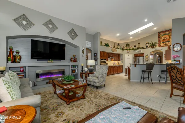 Property Slideshow image 3 of 45 | 18399 n krista way, Surprise, AZ, 85374