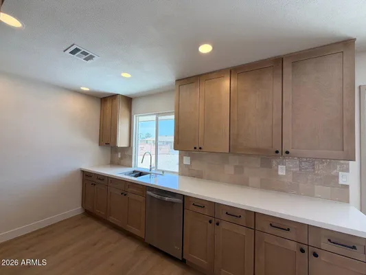 Property Slideshow image 3 of 41 | 16005 n nicklaus ln, Sun City, AZ, 85351