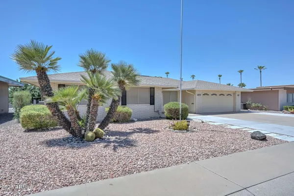 Property Slideshow image 2 of 47 | 9719 w newport dr, Sun City, AZ, 85351