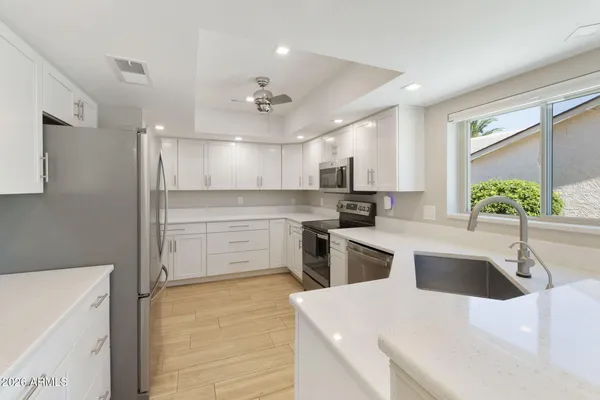 Property Slideshow image 2 of 56 | 25425 s sedona dr, Sun Lakes, AZ, 85248