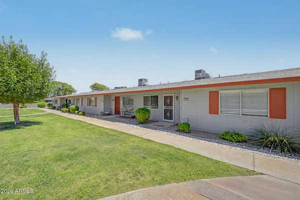 Property Slideshow image 2 of 25 | 14046 n newcastle dr, Sun City, AZ, 85351