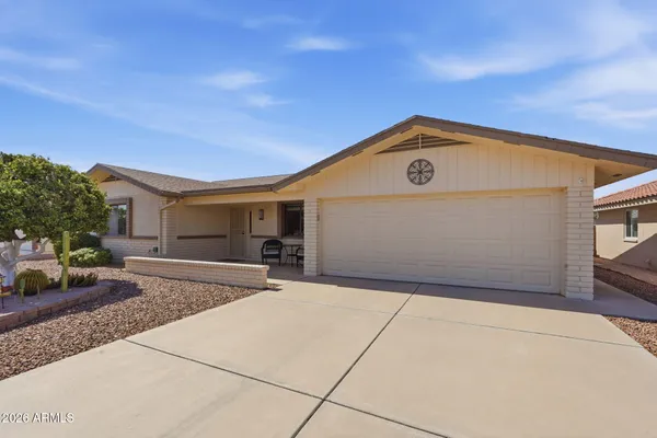 Property Slideshow image 2 of 41 | 8243 e nopal ave, Mesa, AZ, 85209