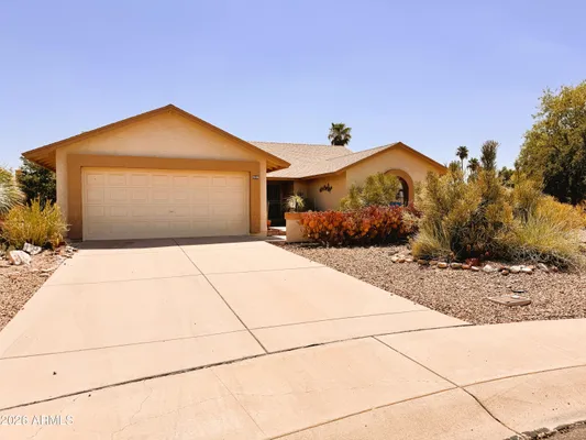 Property Slideshow image 2 of 41 | 9845 w rimrock dr, Peoria, AZ, 85382