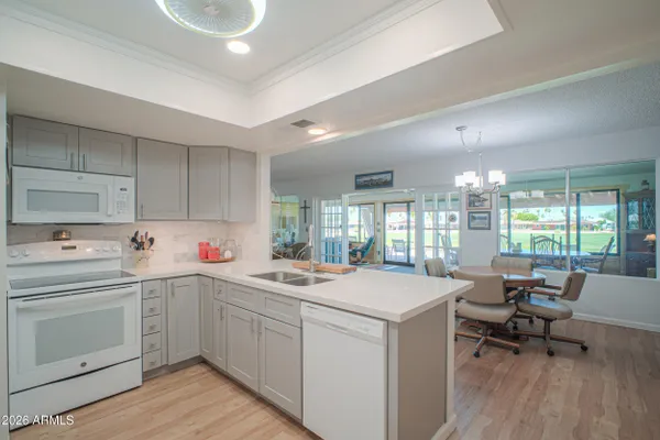 Property Slideshow image 3 of 56 | 2152 n middlecoff dr, Mesa, AZ, 85215