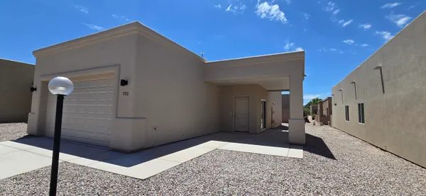 Property Slideshow image 2 of 52 | 702 s sky ranch rd, Sierra Vista, AZ, 85635