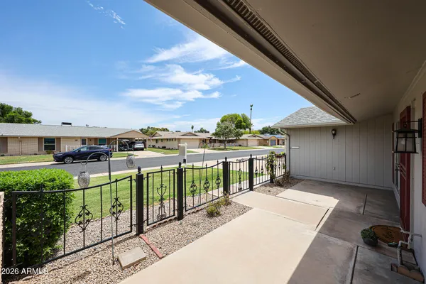Property Slideshow image 2 of 48 | 10641 w saratoga cir, Sun City, AZ, 85351