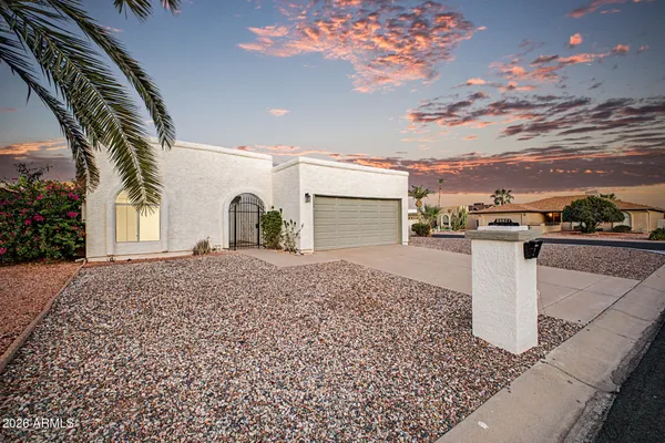Property Slideshow image 3 of 37 | 26621 s shumaker dr, Sun Lakes, AZ, 85248