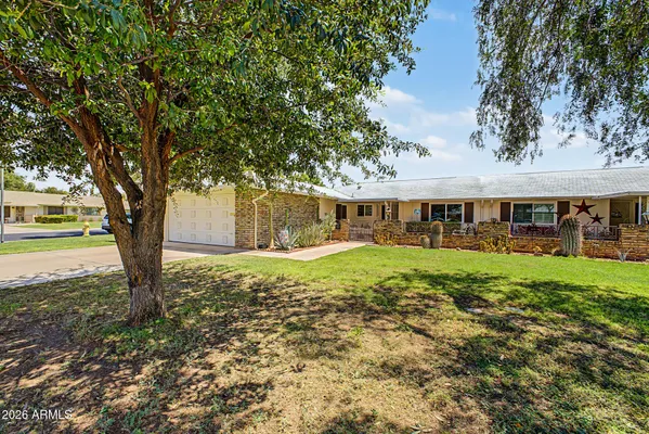 Property Slideshow image 2 of 35 | 9525 w shasta dr, Sun City, AZ, 85351