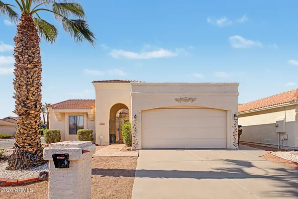 Property Slideshow image 2 of 25 | 10526 e bellflower dr, Sun Lakes, AZ, 85248