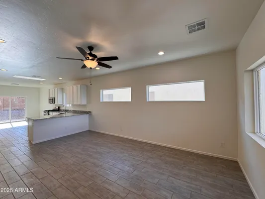 Property Slideshow image 3 of 47 | 530 s sky ranch rd, Sierra Vista, AZ, 85635