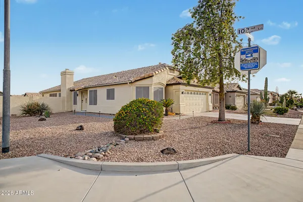 Property Slideshow image 2 of 36 | 10263 w potter dr, Peoria, AZ, 85382