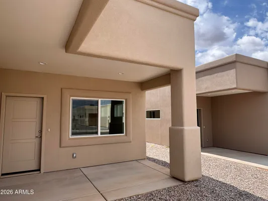 Property Slideshow image 2 of 26 | 660 s sky ranch rd, Sierra Vista, AZ, 85635