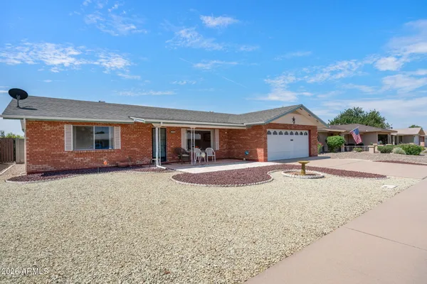 Property Slideshow image 2 of 40 | 4733 e florian cir, Mesa, AZ, 85206