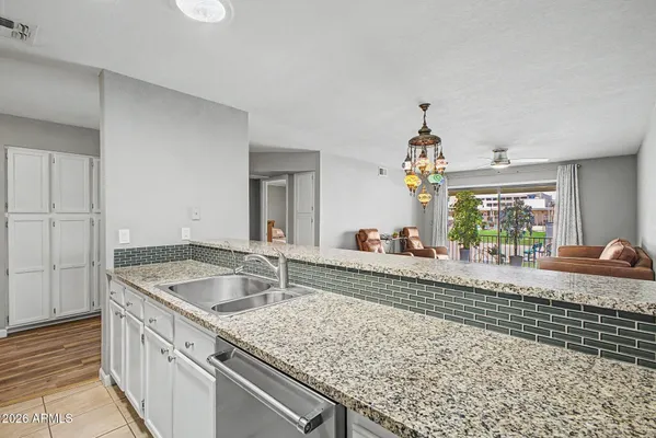 Property Slideshow image 3 of 39 | 1021 s greenfield rd 1193, Mesa, AZ, 85206