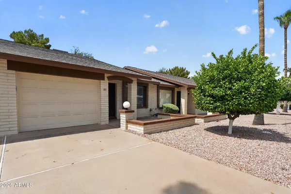 Property Slideshow image 2 of 41 | 2064 s farnsworth dr 7, Mesa, AZ, 85209